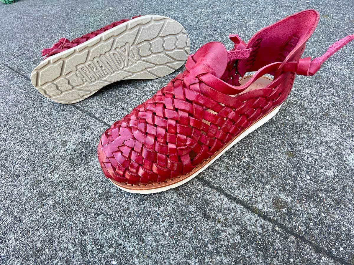 HuaracheBoot-FireRed-1